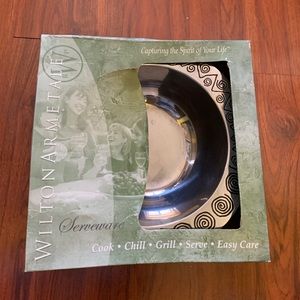 Wilton Armetale Reggae Med Round Bowl